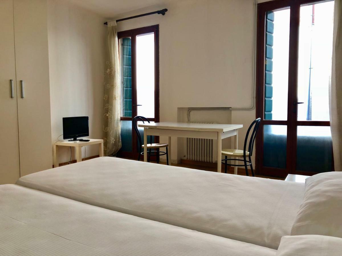 M14 Duomo Apartments Padoue Extérieur photo